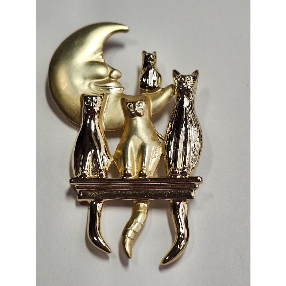 AJC Brooch Pin Cat Tails Figural Gold Tone Crescent Moon  4 Cats 80’s Vtg